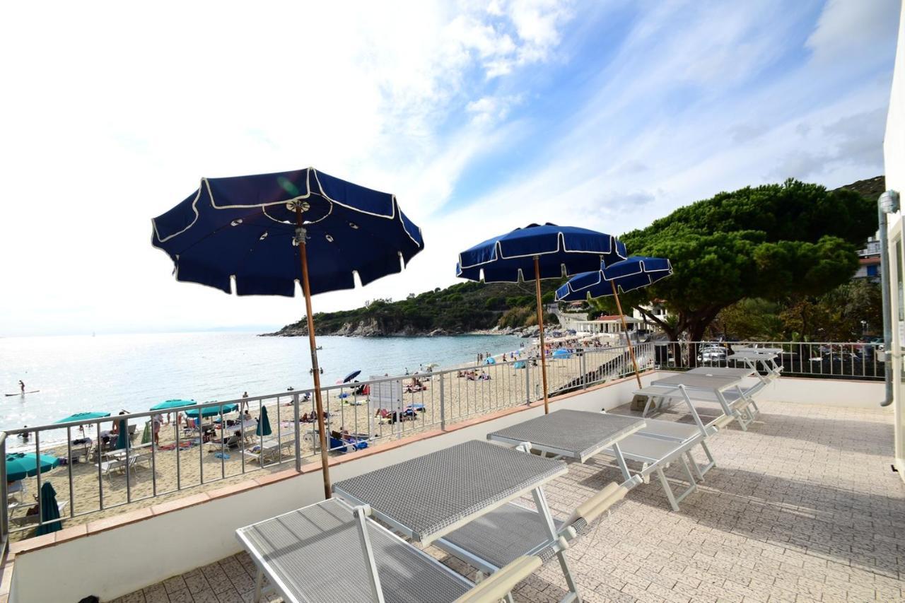 סקטו Hotel La Conchiglia מראה חיצוני תמונה