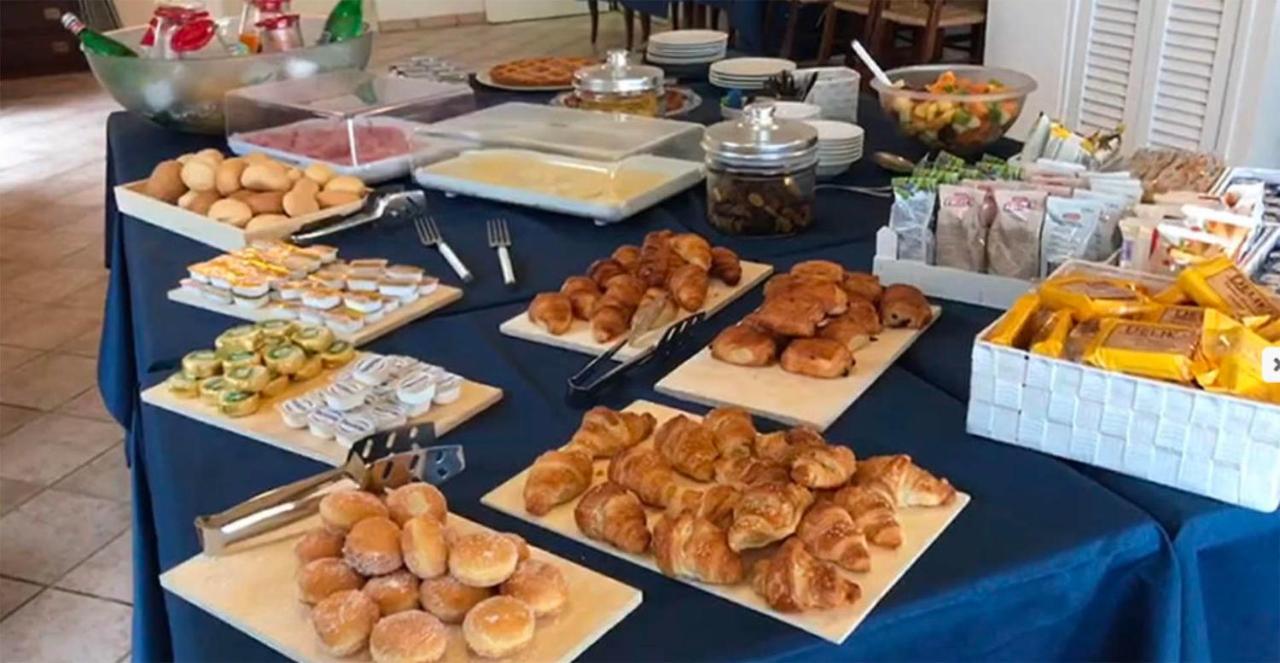 סקטו Hotel La Conchiglia מראה חיצוני תמונה
