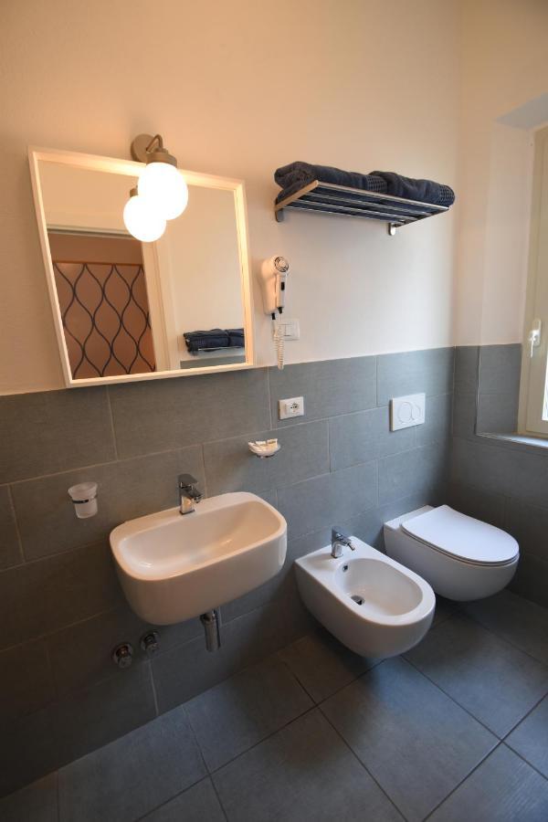 סקטו Hotel La Conchiglia מראה חיצוני תמונה
